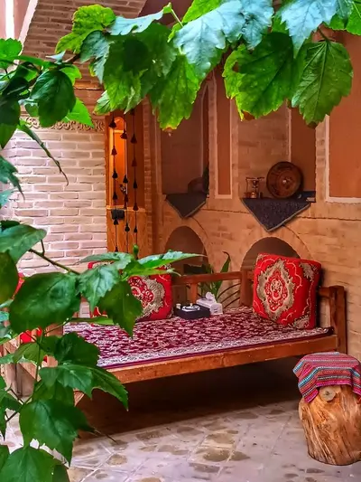 اقامتگاه سنتی آرا - واحد عطار