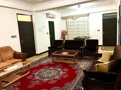 ویلا چهارخوابه جنگلی روشن