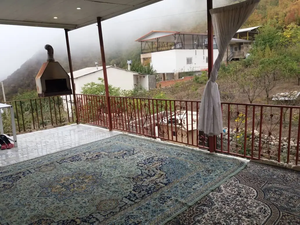 یک خوابه سرای دوستان