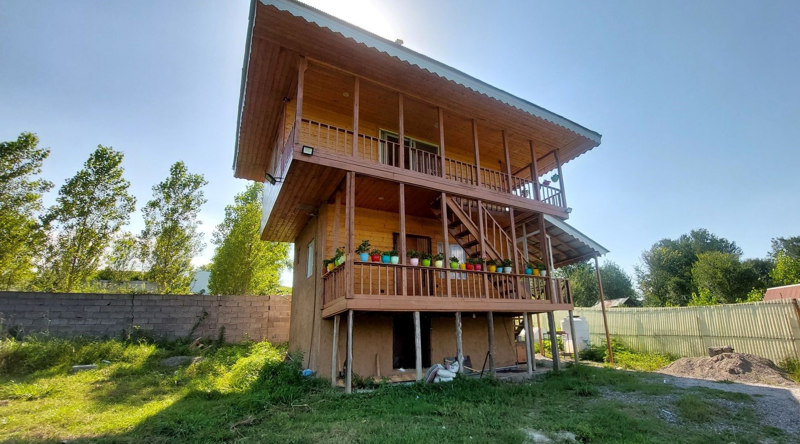 یک خوابه چوبی سنتی اقاقیا