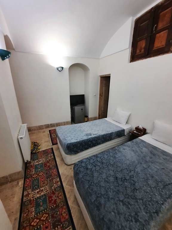 آرا - واحد باباطاهر