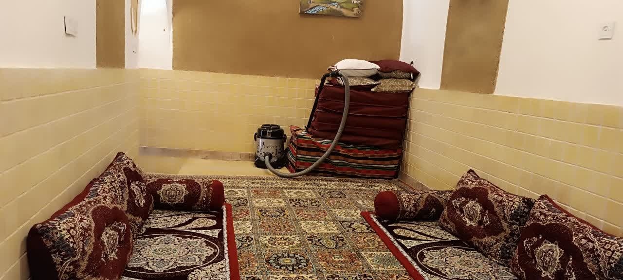 بوم گردی ماه سلطان دشتی - واحد 4