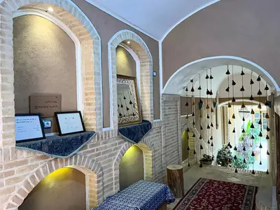 اقامتگاه سنتی آرا - واحد عطار