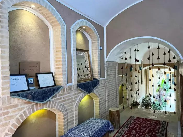 اقامتگاه سنتی آرا - واحد عطار