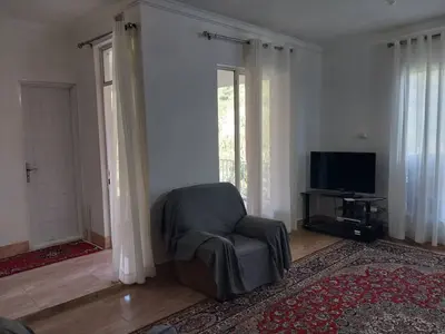 سوئیت یک خوابه روستایی بوژان