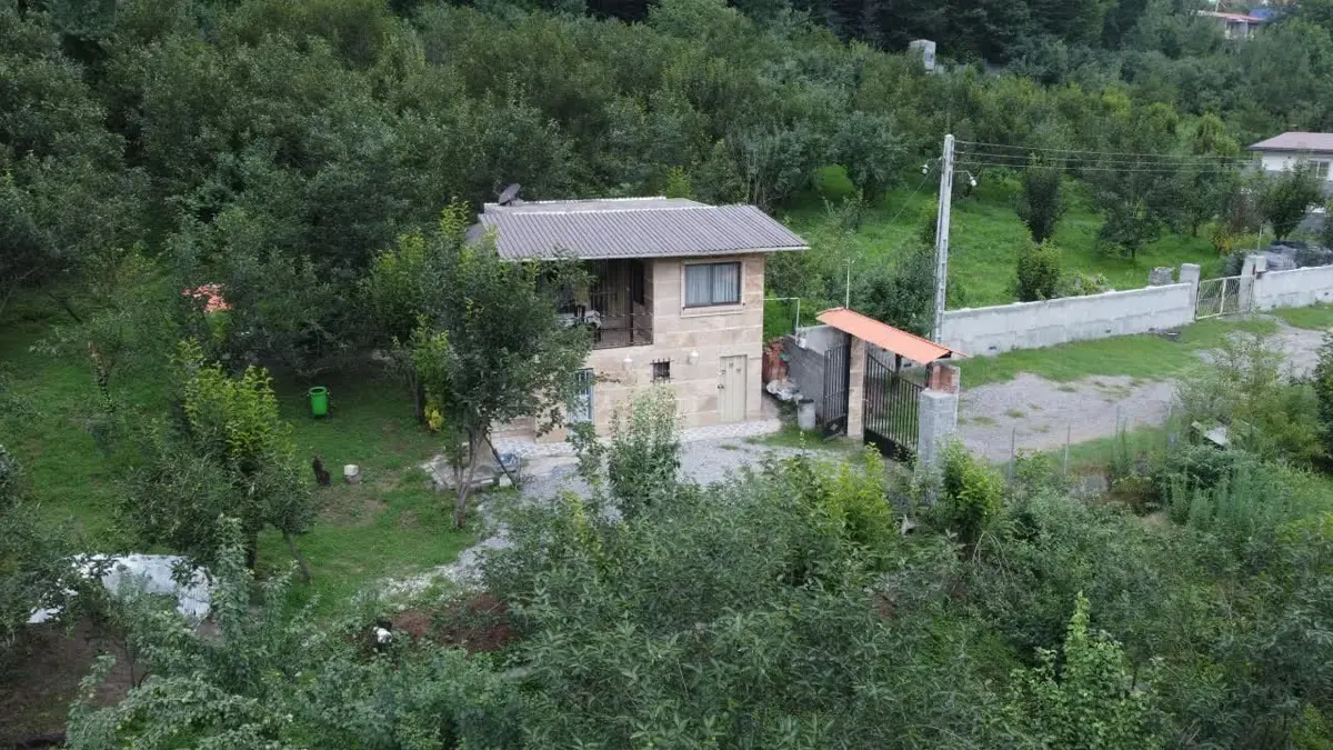 ویلا یک خوابه جنگلی بهشت - -نمای ویلا