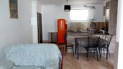 سوئیت یک خوابه روستایی بوژان