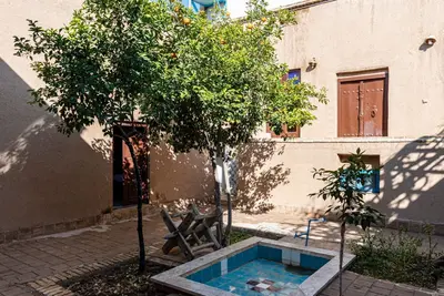 اقامتگاه سنتی شرق - واحد ۱۴