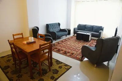 مجتمع اقامتی یک خوابه رویال هاوس واحد سه تخته بلوک B