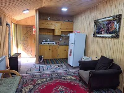 کلبه یک خوابه چوبی تاسکوه