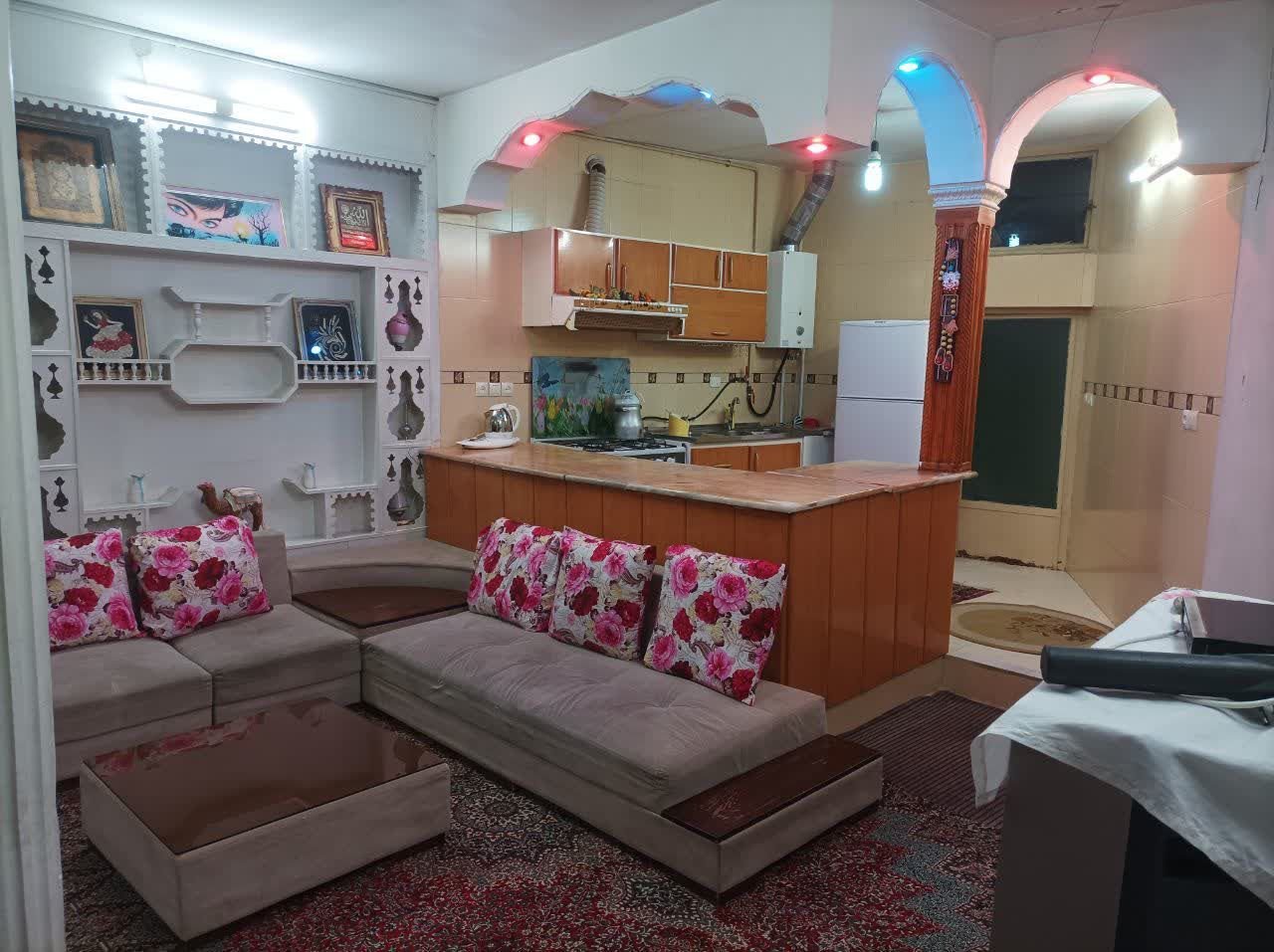 سوئیت یک خوابه مهدی فروهر