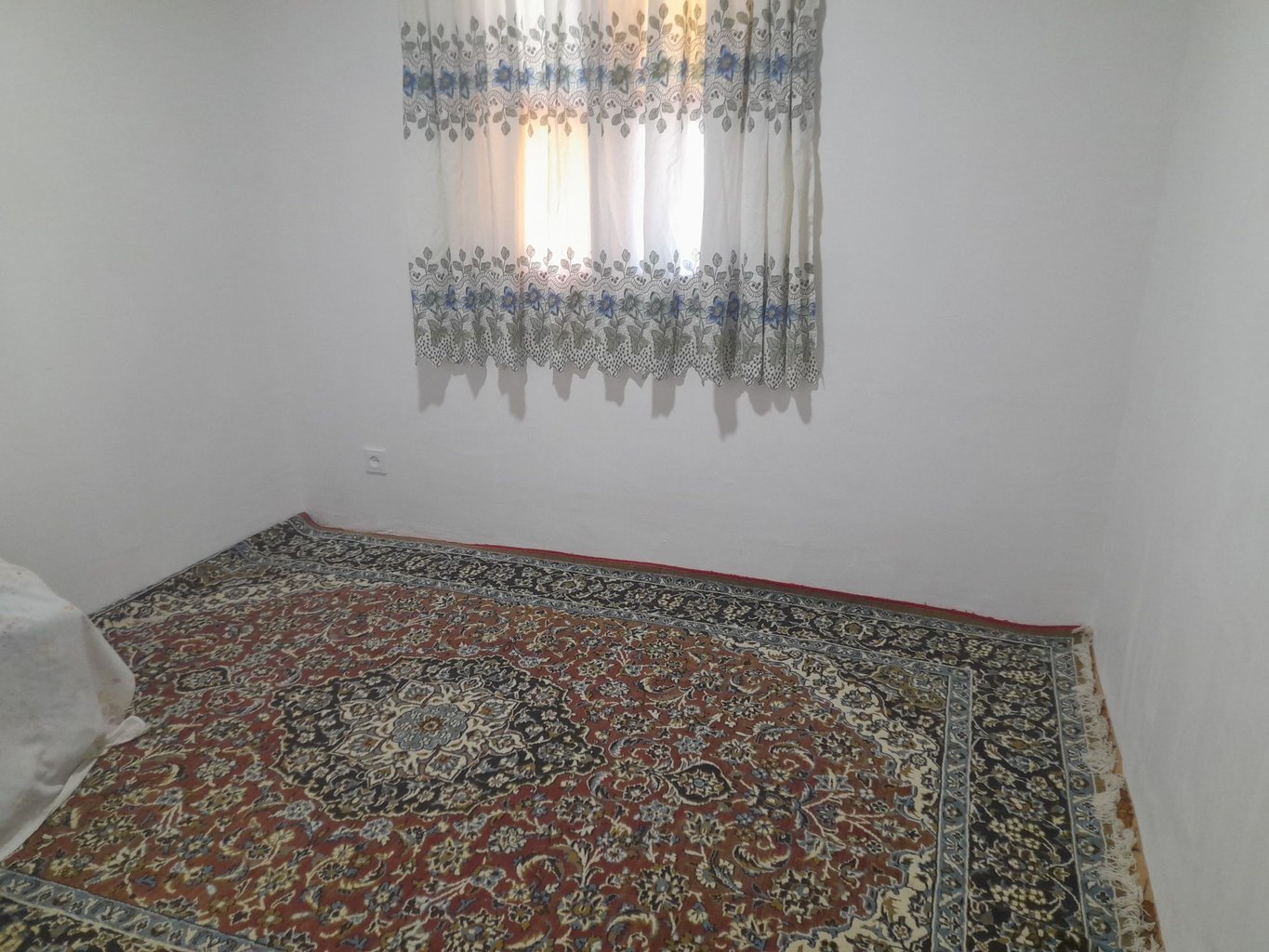 یک خوابه جنگلی بهار سیولیم