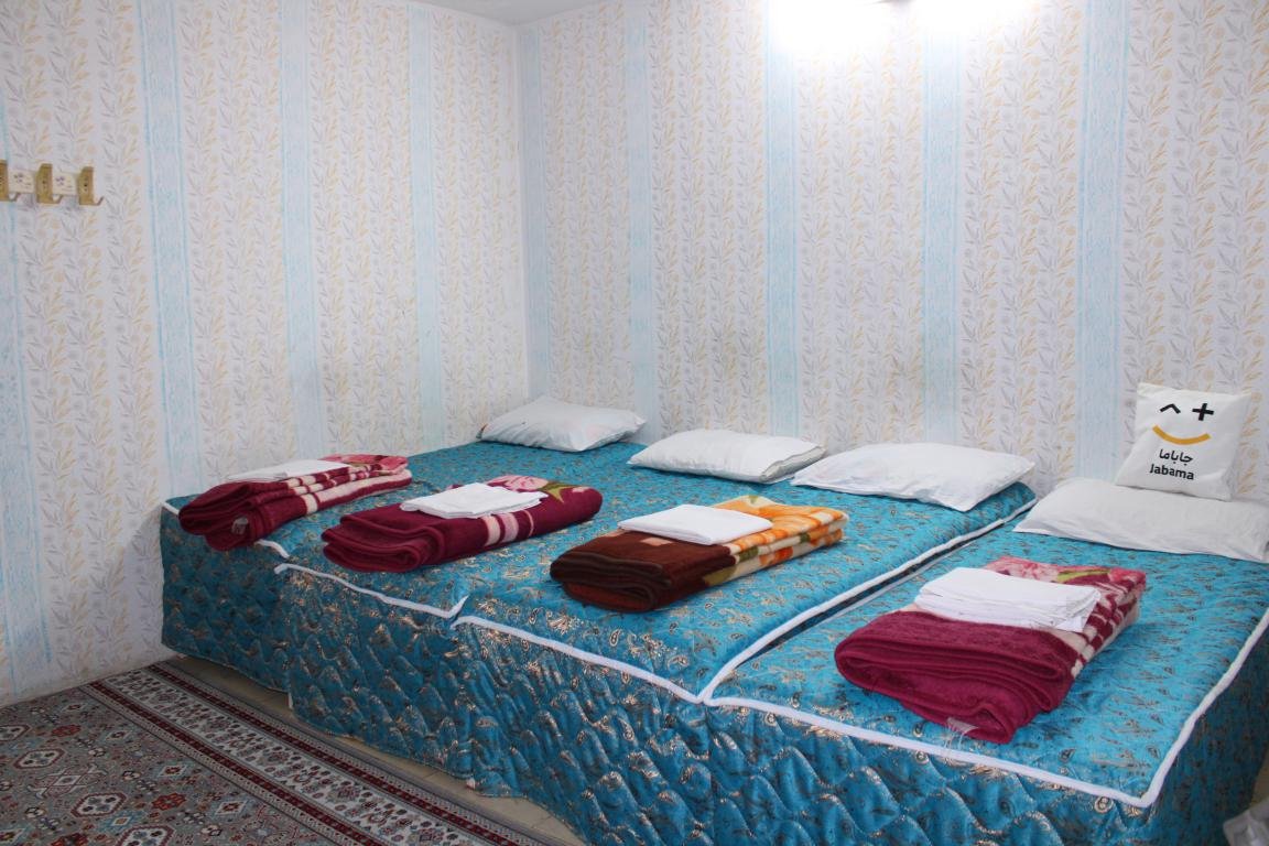 سوئیت رضوی فرد - واحد چهارتخته 303