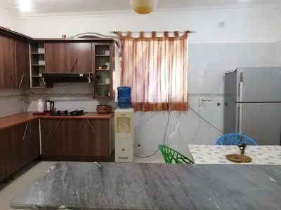 سوئیت دوخوابه گلزاری