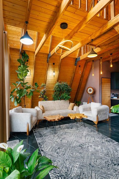 کلبه دوخوابه جنگلی استخردار چهارفصل چالو