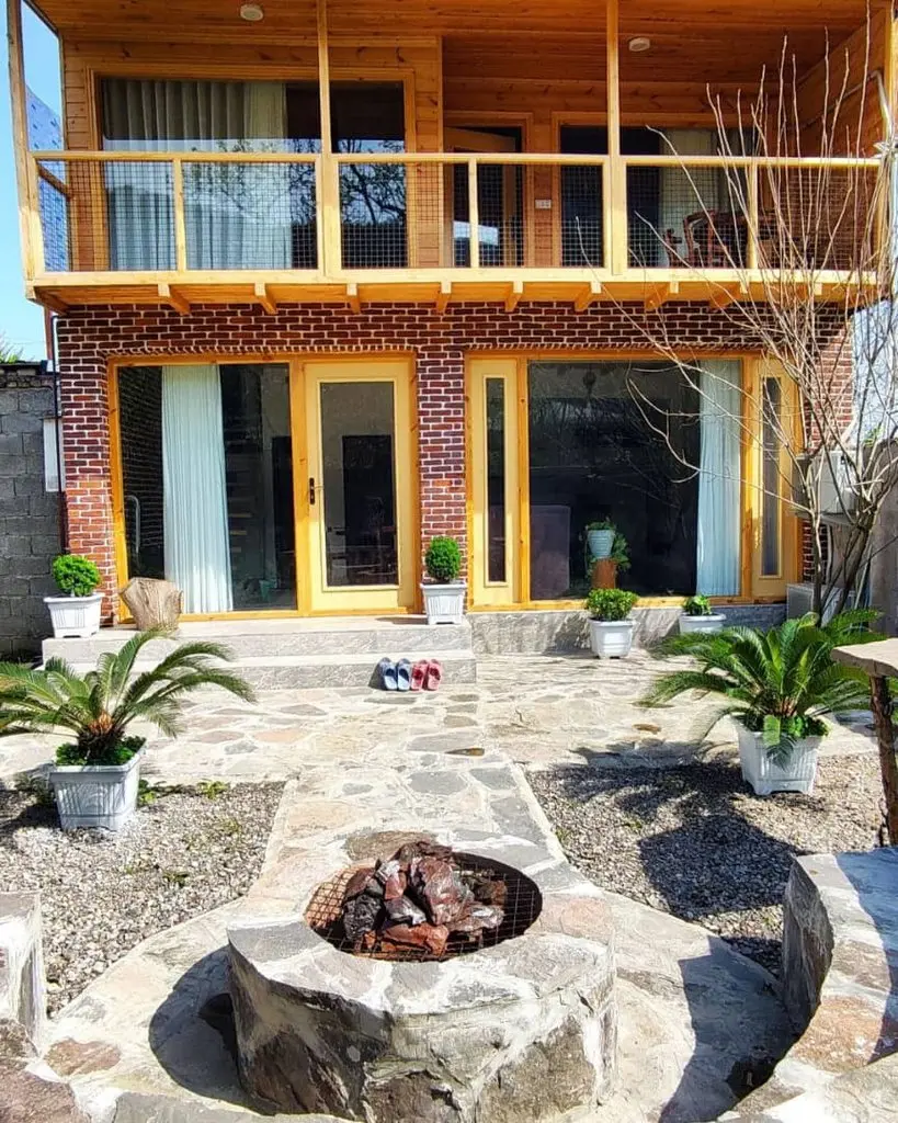 ویلا دوخوابه سیکاس بام سبز