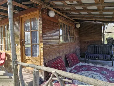 بومگردی باغ بهبهانی - واحد زنبق