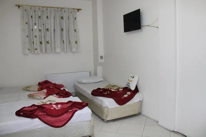 آپارتمان حمید - واحد 102