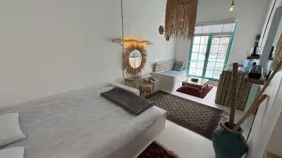 بومگردی حصیر - واحد رویال مستر حوضچه آبگرم