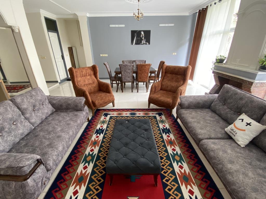 آپارتمان دوخوابه ماه فرخی