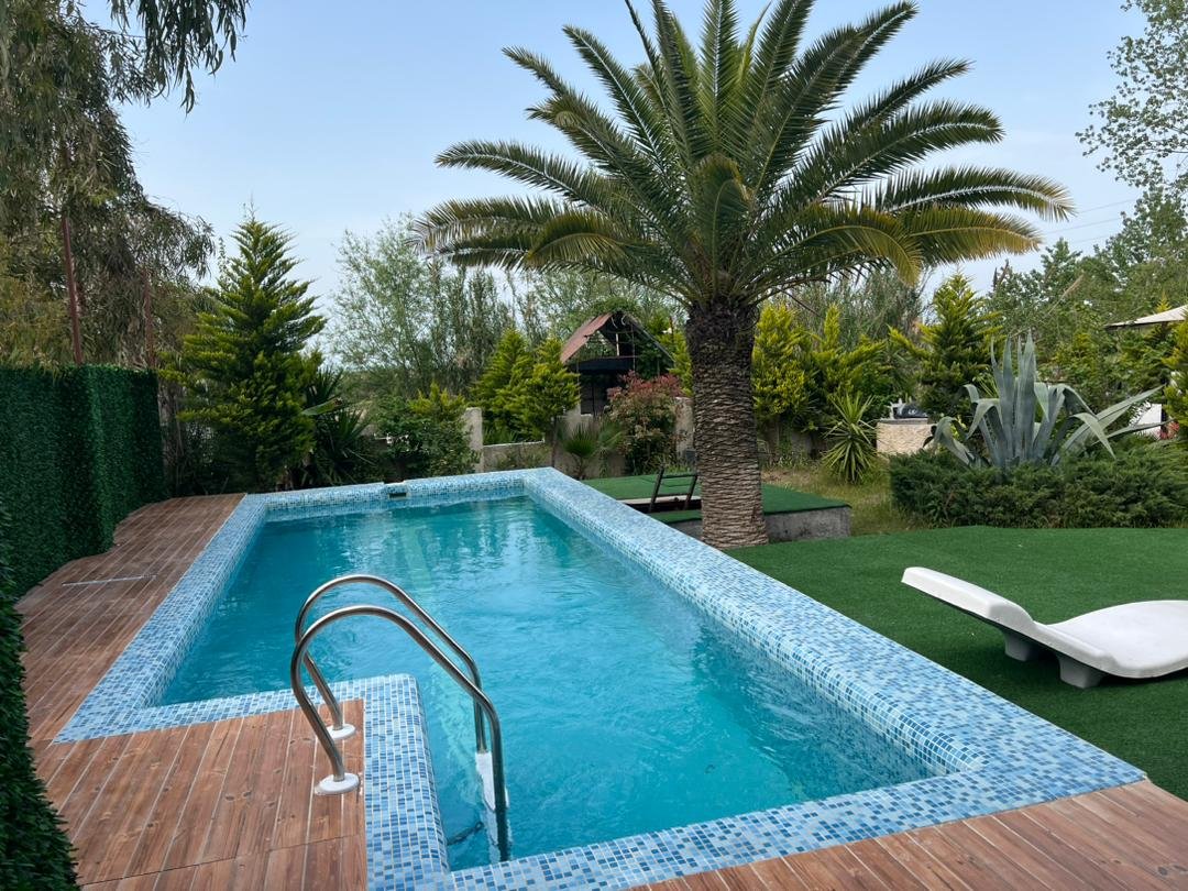 ویلا سه خوابه ساحلی استخردار آبگرم برکه