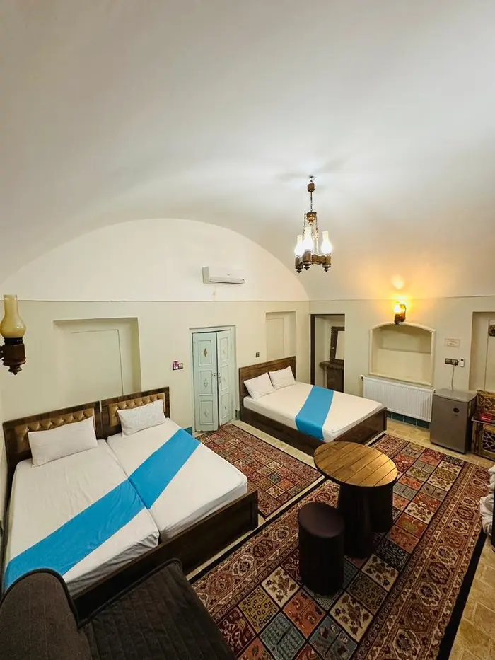 بوم گردی دلخش - واحد چهار تخته ارده ای