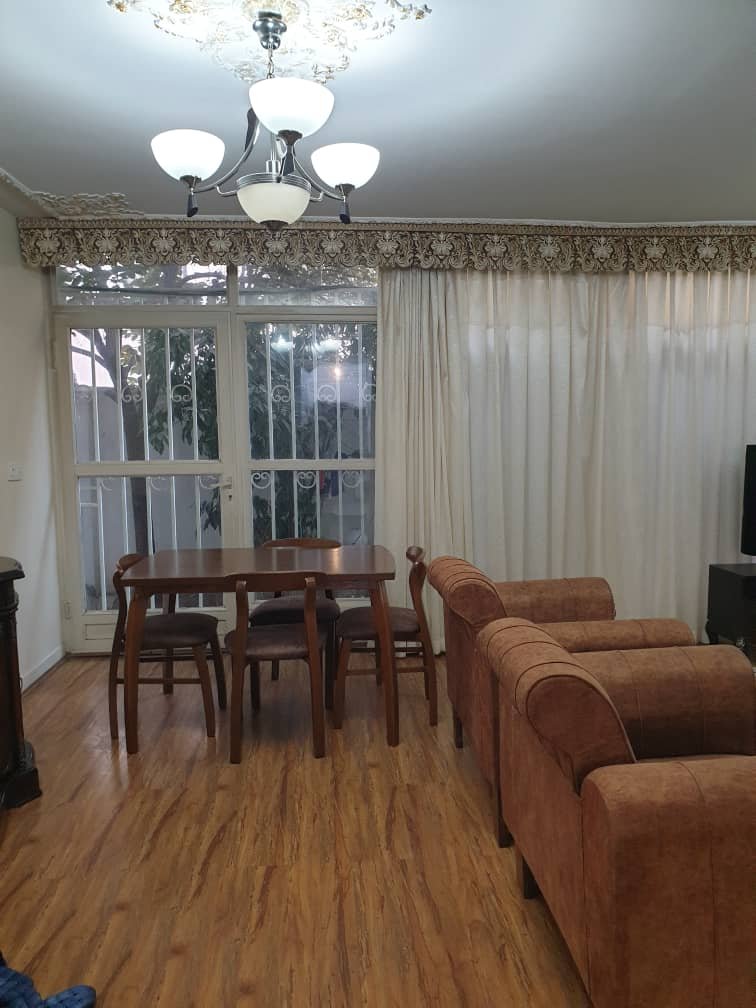 آپارتمان دوخوابه گلخانه دروس