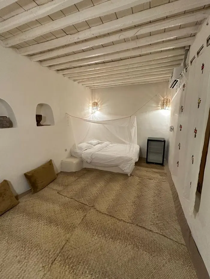 بوم گردی چهارخوابه استخردار پروند