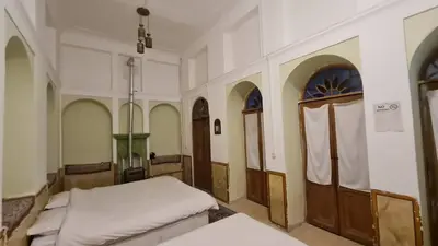 بومگردی اشکانی - واحد سه تخته