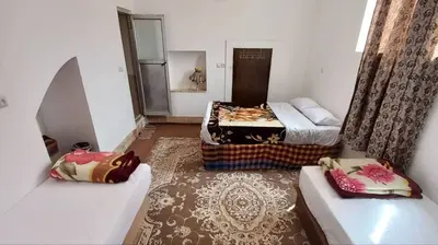 بومگردی فروردین - واحد پشت مطبخ