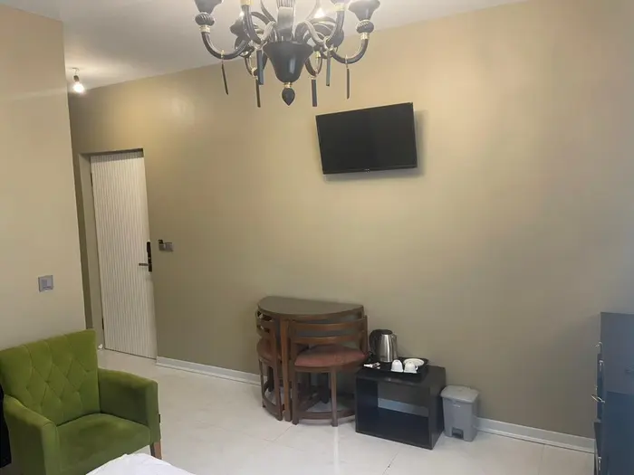 شیرون سیدخندان - واحد 5