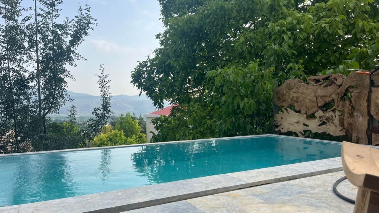 دوخوابه استخردار آبگرم چوبی دست ساز