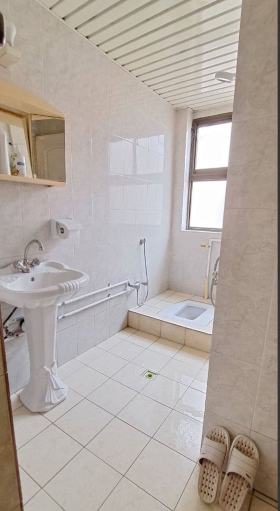 آپارتمان یک خوابه چهارباغ عباسی 2