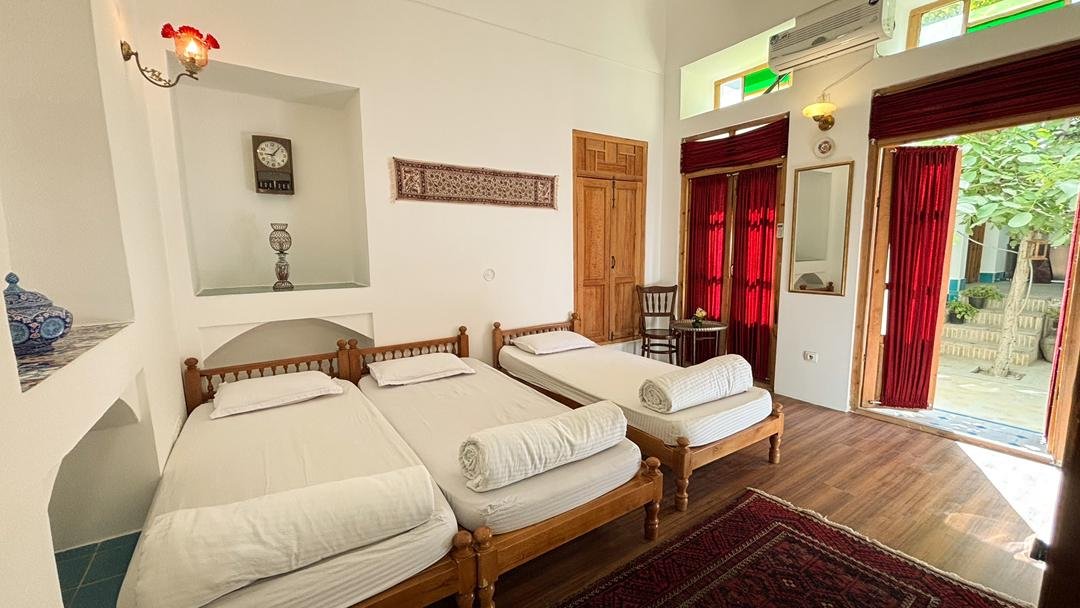 هاستل ماه بی بی - واحد 4