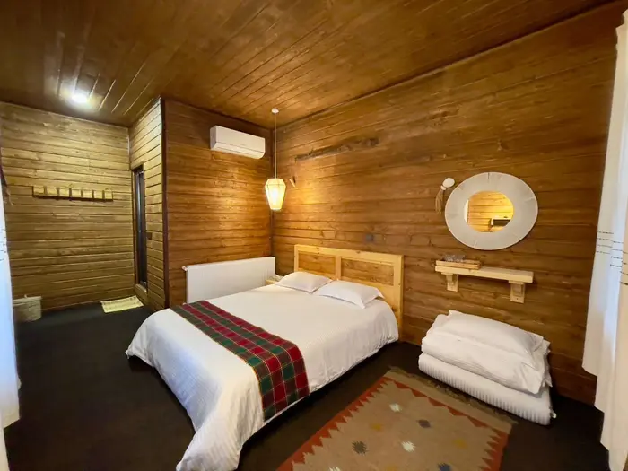 بوم گردی دلژین - واحد برکه