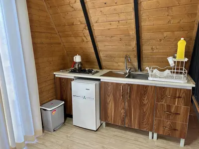 کلبه دنسه بام هیرکانی - واحد شمشاد