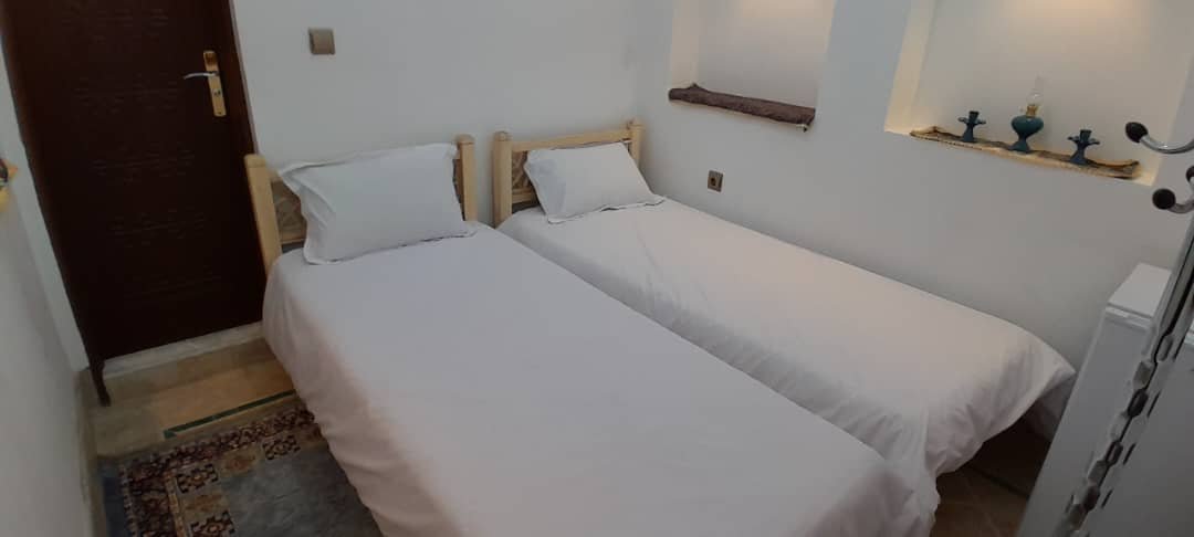 عمارت شاه نشین - واحد ۱۰۳