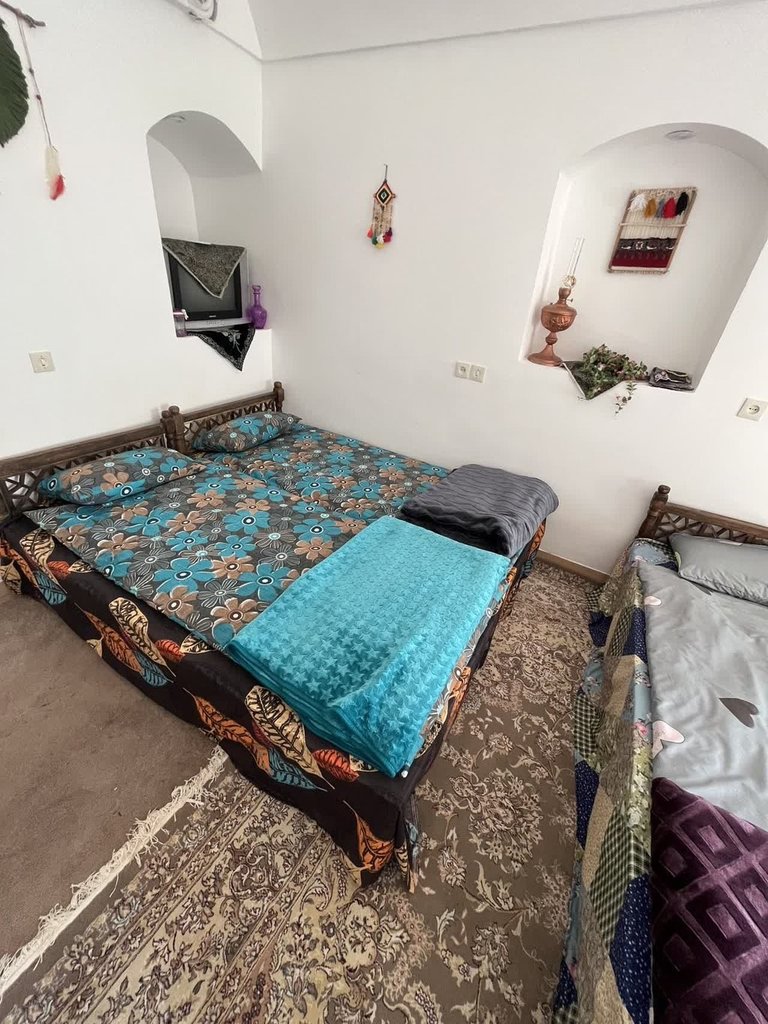 جیران - واحد ترانه