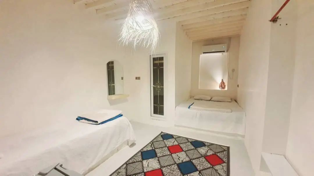 بوم گردی مالوک - واحد ۹