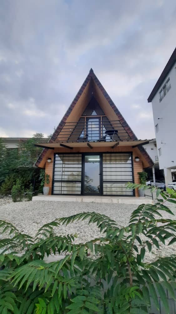 یک خوابه ساحلی چوبی الی 1