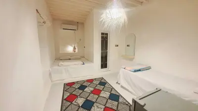 بومگردی مالوک - واحد ۱۰