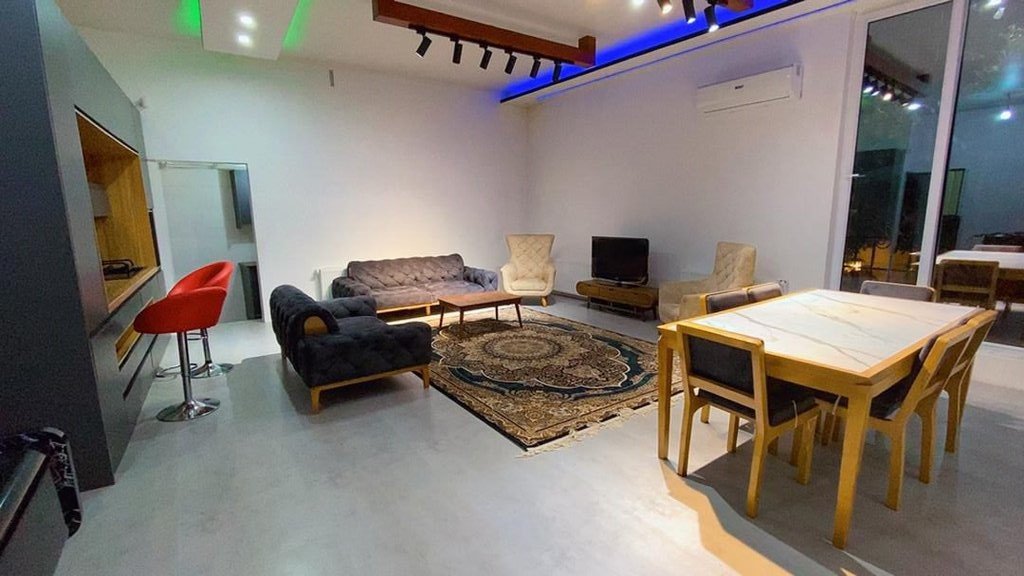 دوخوابه استخردار آبگرم ستاره شب سعید