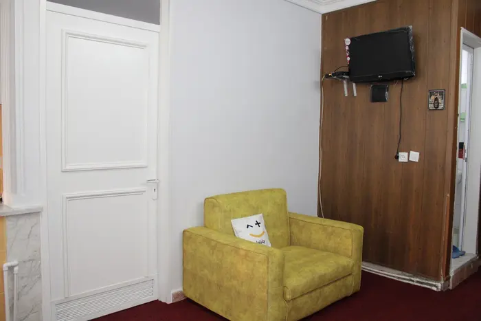 آپارتمان یک خوابه زرین واحد 403