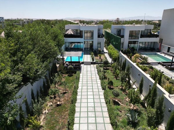 ویلا سه خوابه استخردار آبگرم آندو 1