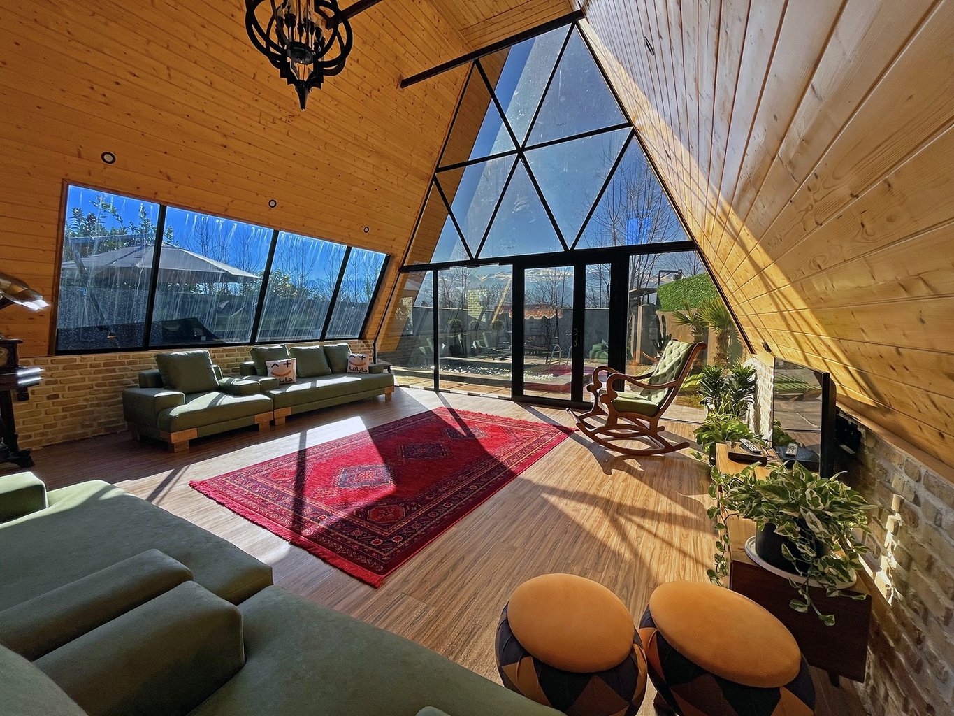 دوخوابه چوبی استخردار آرتام 2