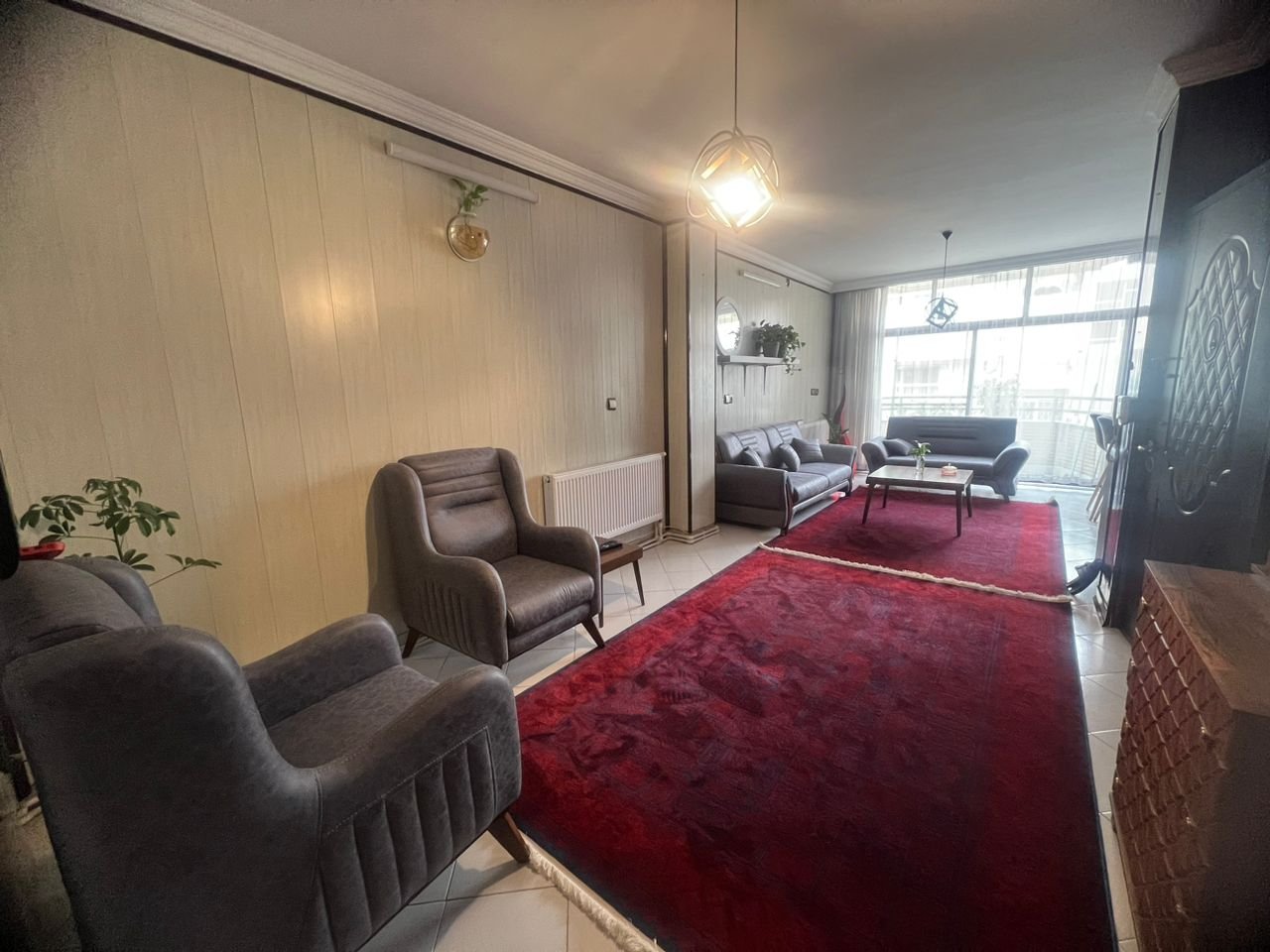 آپارتمان دو‌خوابه جلفا توحید میانی 1