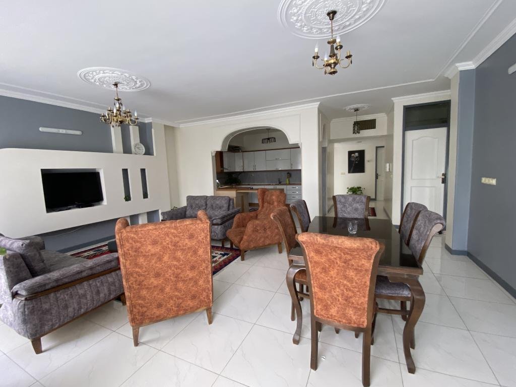 آپارتمان دوخوابه ماه فرخی