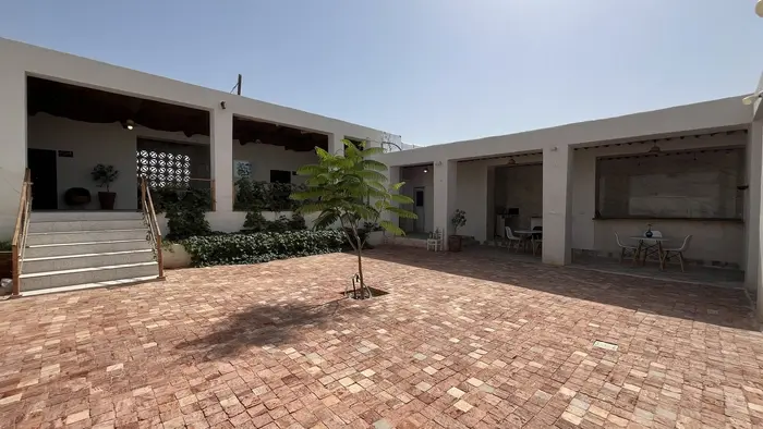 بوم گردی چی چی کا - واحد قوس قزح