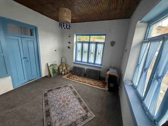 ویلا دوخوابه استخردار آبگرم باغ شازده