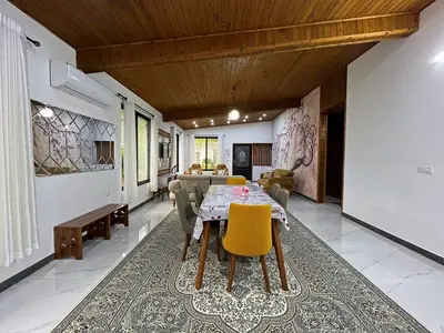 ویلا دوخوابه استخردار آبگرم یوتاب 1